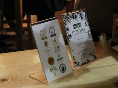Njihova ulja dobila su brojna priznanja i nagrade
