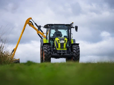 CLAAS predstavio AXOS 3