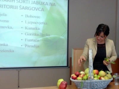 Kći Marieta obranila diplomski o starim sortama