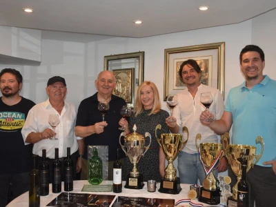 DEGUSTACIJA U VILI ŽANA - Dica i od dice dica došli iz Švicarske proslaviti šampionsku titulu Poljakovog crnjaka