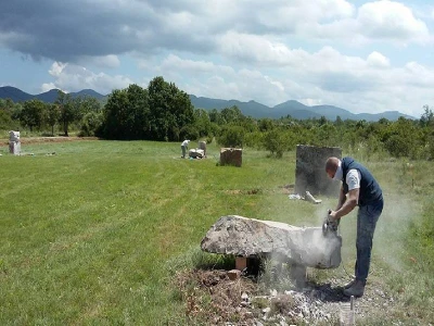 Detalj ovogodišnje Likovne kolonije Velebit III Lovinac