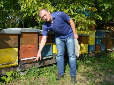 Dražen Kovač, jedan od najtrofejnijih pčelara u županiji!