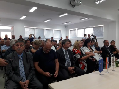 Sudionici svečanosti otvorenja inkubatora