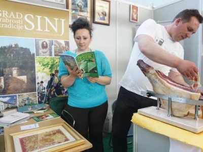 8. Agro Arca sajam u Trilju