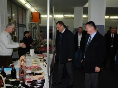 Mato Boić sa sirevima u razgovoru sa ministrom Jakovinom