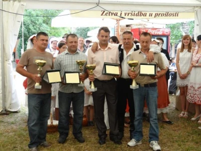Kruh naš svagdašnji - žetva i vršidba u prošlosti