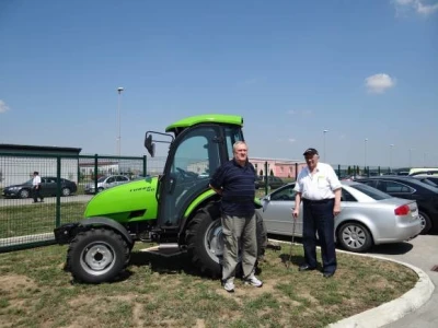 Traktor Tuber 40