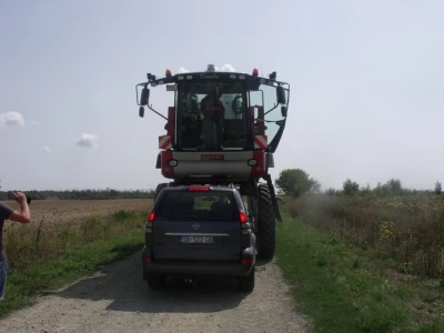 Ovdje se vidi koliko je veliki stroj u pitanju