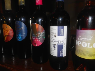 Velik izbor vrhunskih vina