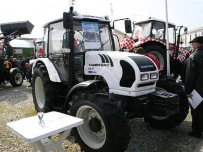Poljoprivredna mehanizacija Farmtrac