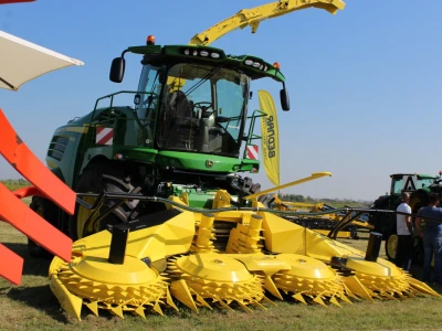 John Deere kombajn
