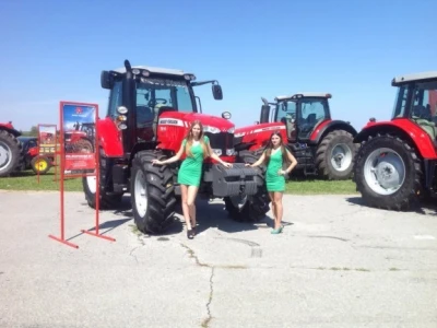 Agroklub hostese