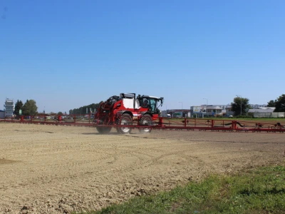 Samohodna prskalica Agrifac 4000/ 24