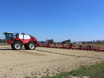 Samohodna prskalica Agrifac 4000/ 24