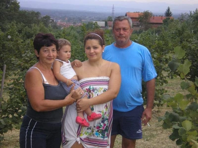Mladi i stariji skupa OPG Čutić