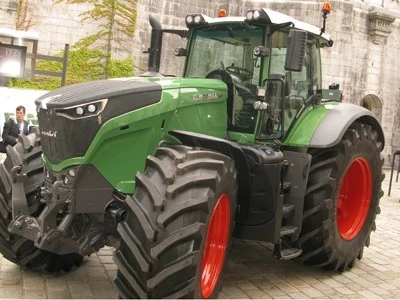 Fendt1050 je traktor godine 2016.