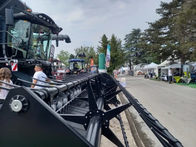 FENDT Ideal 8