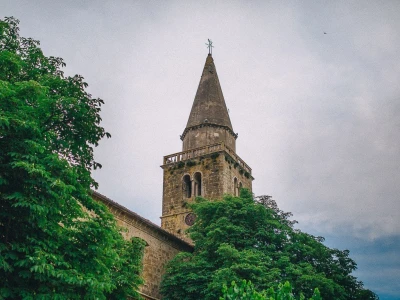 Zvonik crkve