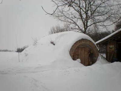 Hobbitova kućica usred slavonske ravnice mjesecima održava namirnice svježima