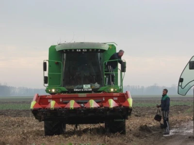Od kombajna u švicarcima često boli glava