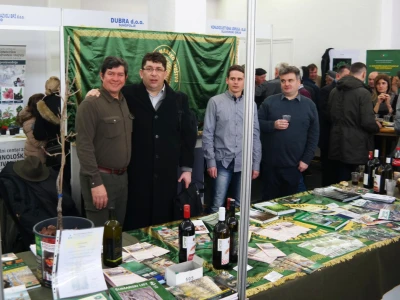 Sadnica hrasta lužnjaka na izložbi u novoj Gradiški