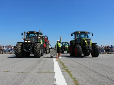 DeutzFahr vs Claas