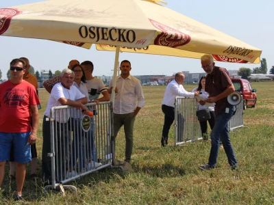 Farm Show, dan drugi - ljudi i strojevi