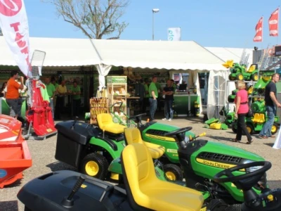 John Deere mehanizacija