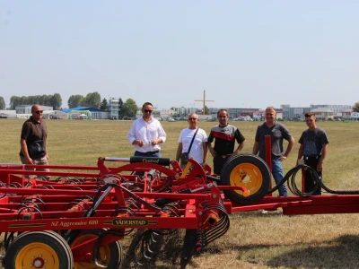 Farm Show, dan drugi - ljudi i strojevi