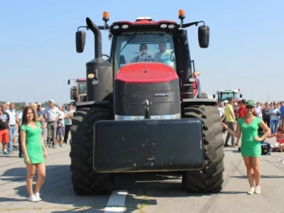 Utrka ubrzanja traktora na 100 metara!