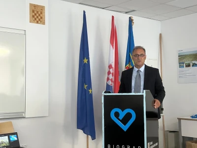 MASLINARSTVO DANAS I SUTRA - Od 8 milijuna navodnjavamo samo 5 posto maslina