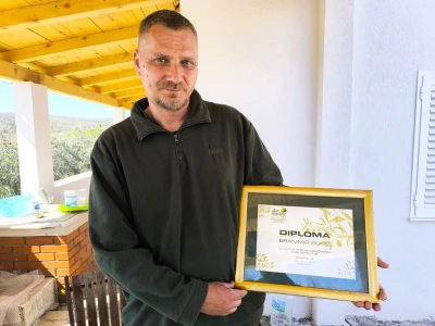 Did Mirko, sin Branimir i unuk Vid oživili didovinu u Rodaljicama