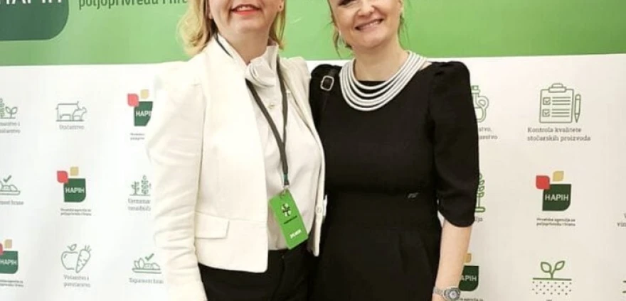 Ines Banjari i Stela Jokić