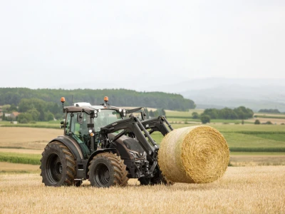 Inter Agrar Mehanizacija - Valtra
