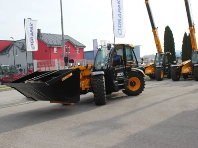 JCB 542-70
