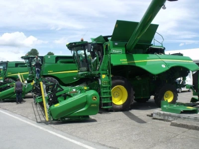 John Deere kombajni