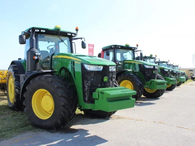 Farm Show Osijek 2017 - Traktori