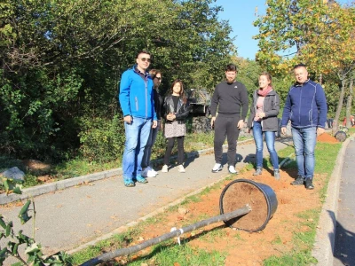 Kolektivna sadnja drveća u Kastvu
