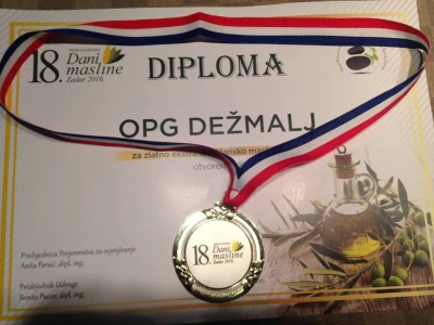 Diploma kao znak truda i rada