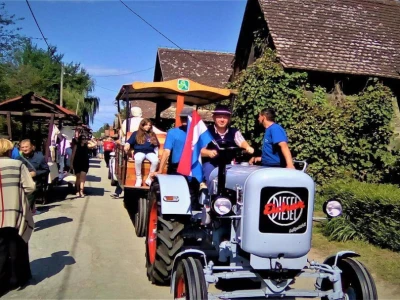 Selo Krapje