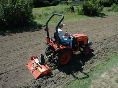 Traktor Kubota B30