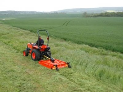 Traktor Kubota STV
