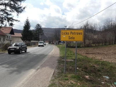 Ličko Petrovo Selo
