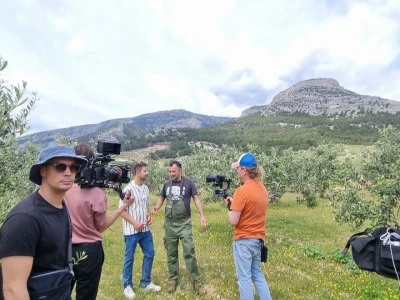 LJUBAV ŽIVI VJEČNO: Potraga za nagrađenim uljem koje je Slavonac u Bolu posvetio pokojnoj ženi