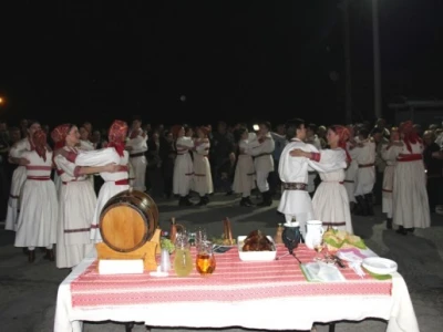 Pečena guska s mlincima je još vruća