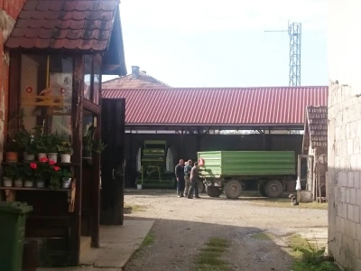 Dvorište OPG-a Marenić