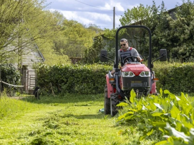 Massey Ferguson serija MF 1M