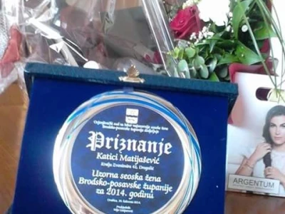 Priznanje uzornoj seoskoj ženi