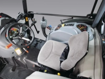 Traktor McCormick F