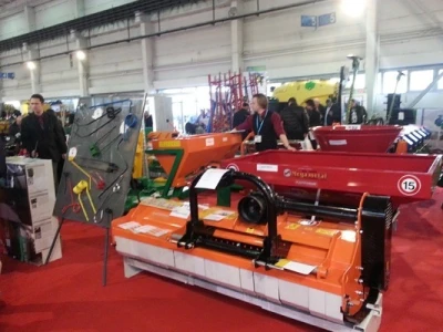 Megametal strojevi